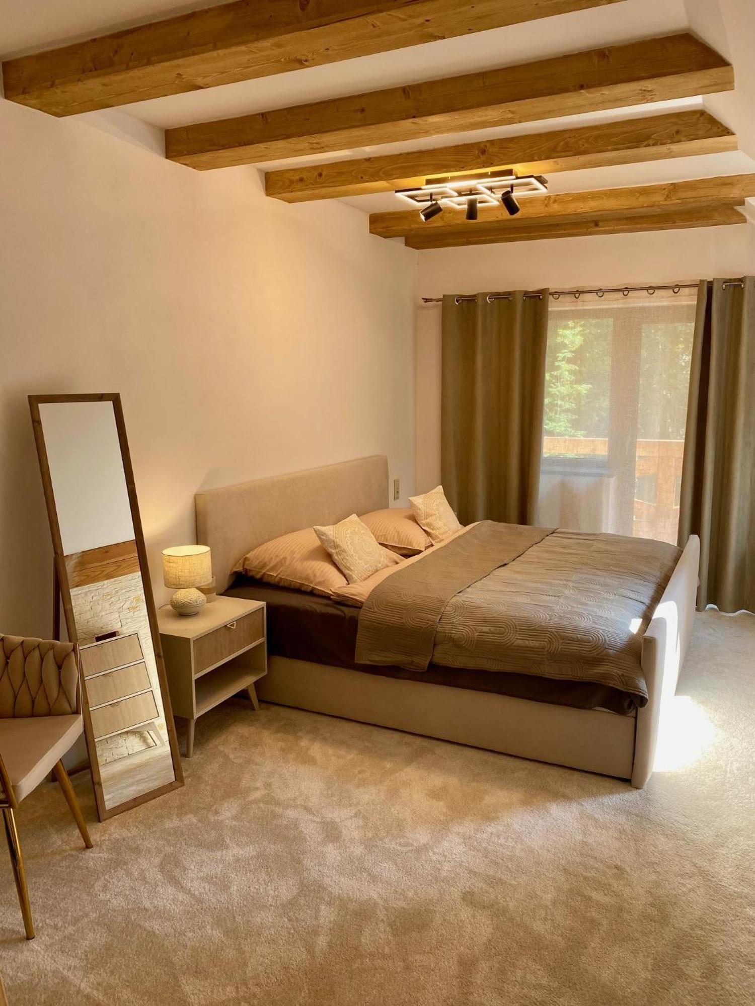 Dream House Villa Stara Lesna